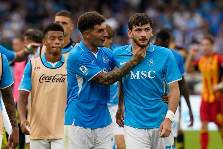 Giovanni Di Lorenzo and Khvicha Kvaratskhelia of SSC Napoli celebrate at the end of the Serie A match between SSC Napoli and US Lecce at Stadio Die...