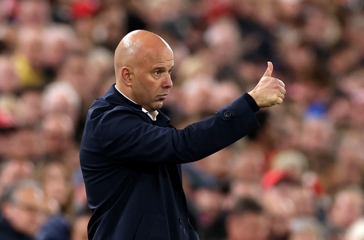 Arne Slot, Manager of Liverpool, gives a thumbs up during the UEFA Champions League 2024/25 League Phase MD2 match between Liverpool FC and Bologna...