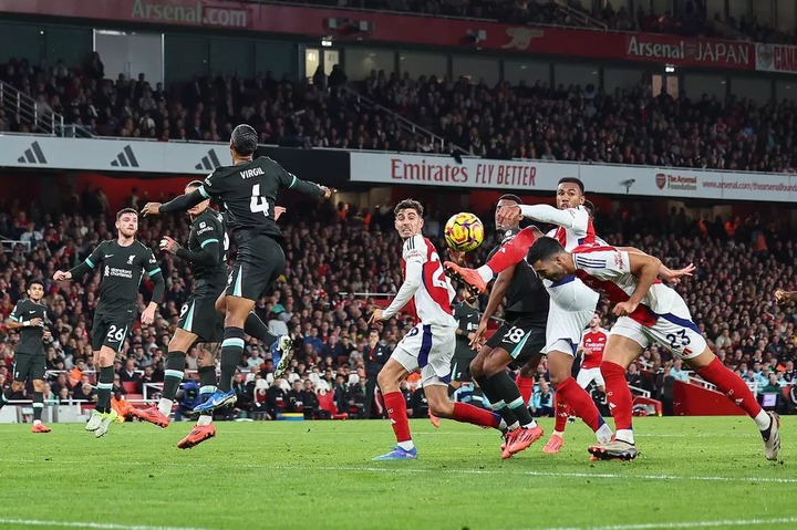 LONDON, ENGLAND - OCTOBER 27: Mikel Merino of Arsenal scores a goal to make it 2-1 during the Premier League match between Arsenal FC and Liverpool FC at Emirates Stadium on October 27, 2024 in London, England. (Photo by Robbie Jay Barratt - AMA/Getty Images)