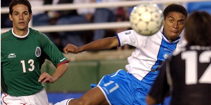 Guatemala's Guillermo Ramirez in action at the 2002 Gold Cup against Mexico