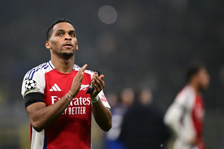 Arsenal's Dutch defender #12 Jurrien Timber greets supporters at the end of the UEFA Champions League football match between Inter Milan and Arsena...