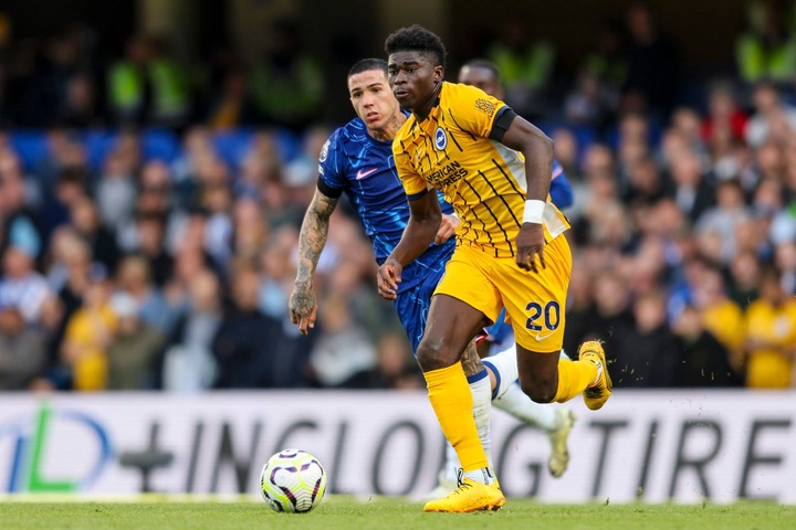 Enzo Fernández of Chelsea gives chase to Carlos Baleba of Brighton & Hove Albion during the Premier League match between Chelsea FC and Brighto...