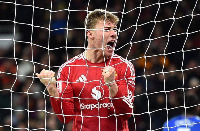 Soccer Football - FA Cup - Fourth Round - Manchester United v Leicester City - Old Trafford, Manchester, Britain - February 7, 2025 Manchester United's Rasmus Hojlund reacts REUTERS/Peter Powell TPX IMAGES OF THE DAY