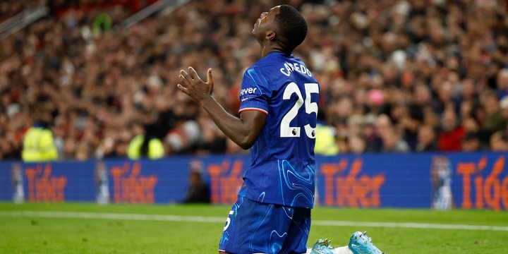 Moises Caicedo celebrates for Chelsea