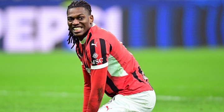  AC Milan's Rafael Leao reacts