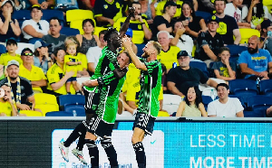 Osman Bukari celebrating with his teammates