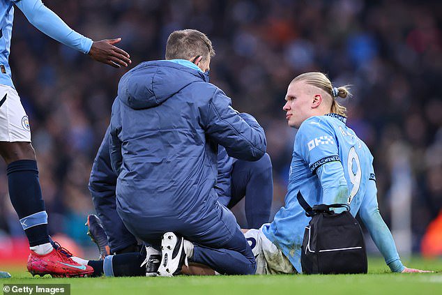 Erling Haaland was forced off in Man City's 4-0 win over Newcastle on Saturday with a knock