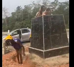 Scene from the site of Akufo-Addo's vandalised statue