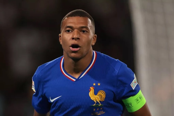 PARIS, FRANCE - SEPTEMBER 06: Kylian Mbappe of France reacts during the UEFA Nations League 2024/25 League A Group A2 match between France and Italy at Parc Des Princes on September 06, 2024 in Paris, France. (Photo by Jonathan Moscrop/Getty Images)